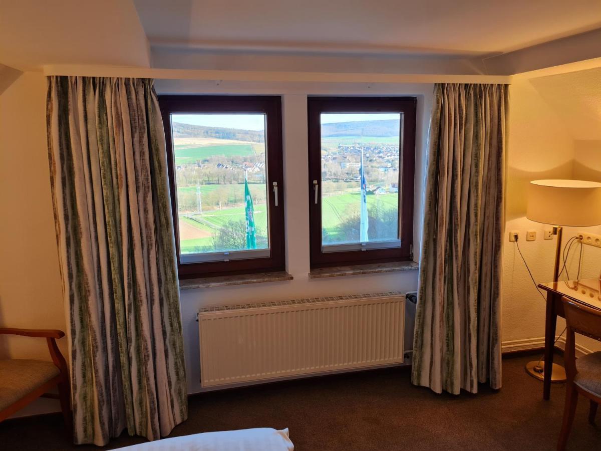 Hotel Waldquelle - Baumhaushotel Aerzen ภายนอก รูปภาพ