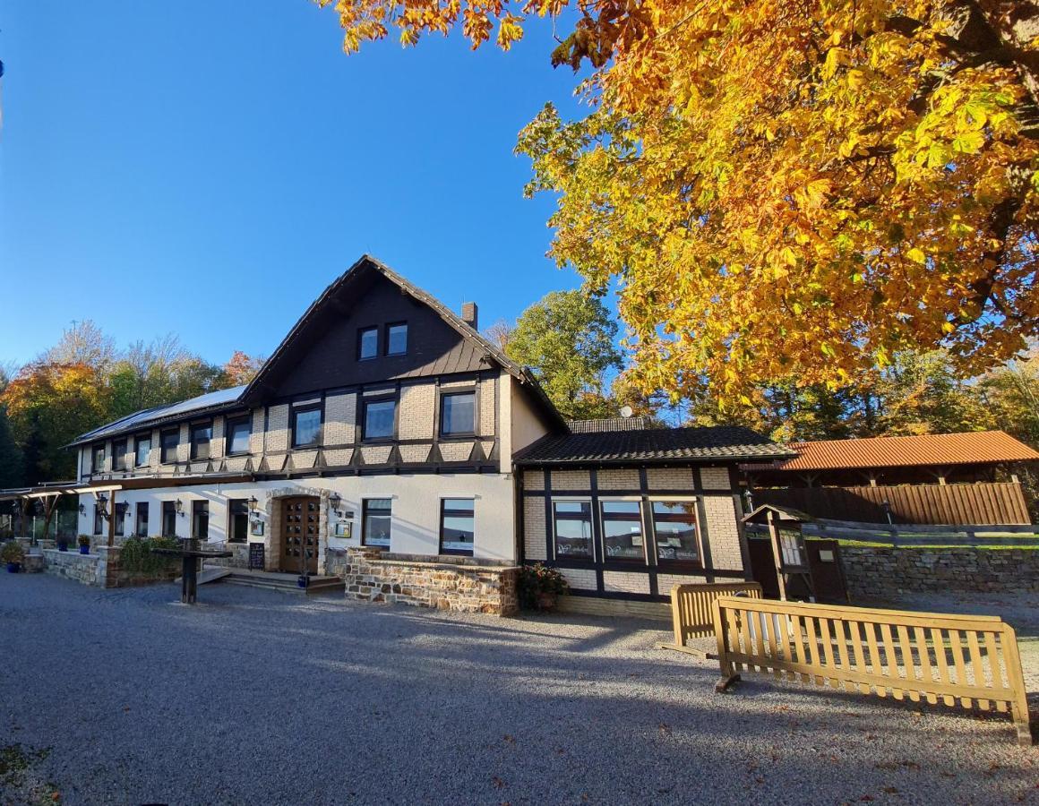 Hotel Waldquelle - Baumhaushotel Aerzen ภายนอก รูปภาพ