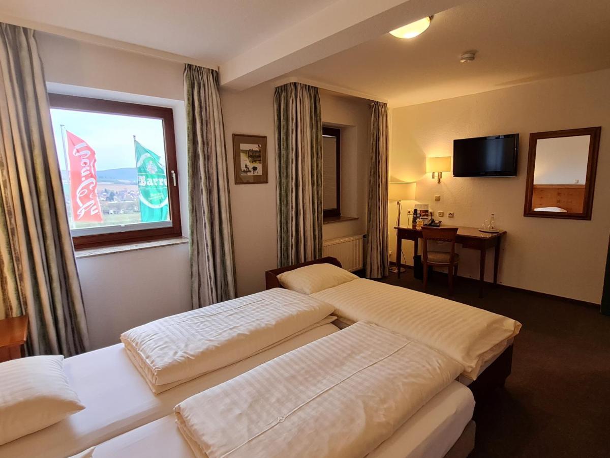 Hotel Waldquelle - Baumhaushotel Aerzen ภายนอก รูปภาพ