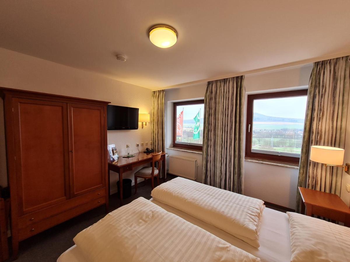 Hotel Waldquelle - Baumhaushotel Aerzen ภายนอก รูปภาพ