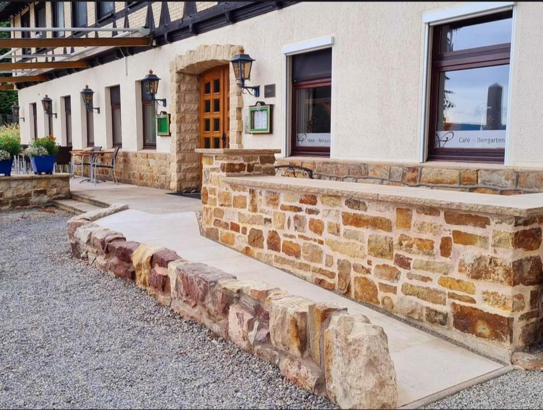 Hotel Waldquelle - Baumhaushotel Aerzen ภายนอก รูปภาพ