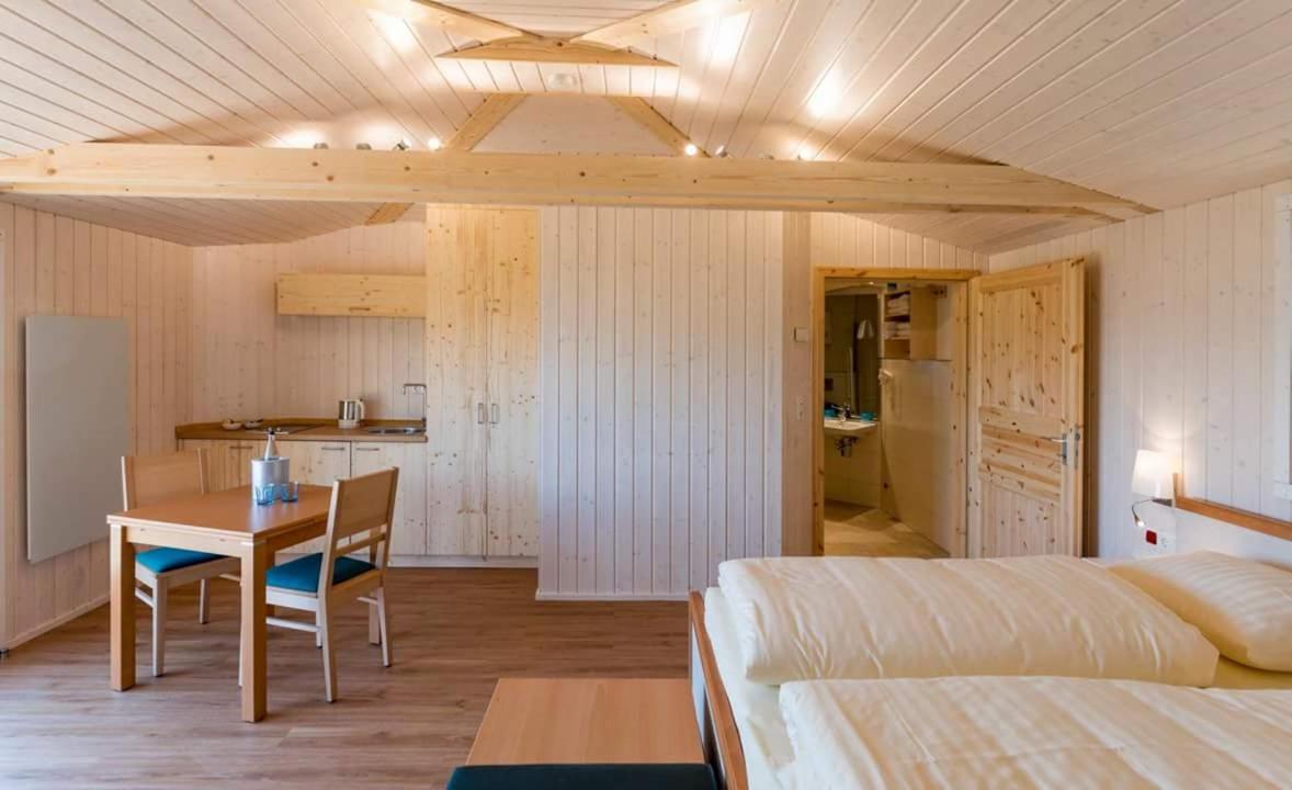Hotel Waldquelle - Baumhaushotel Aerzen ภายนอก รูปภาพ