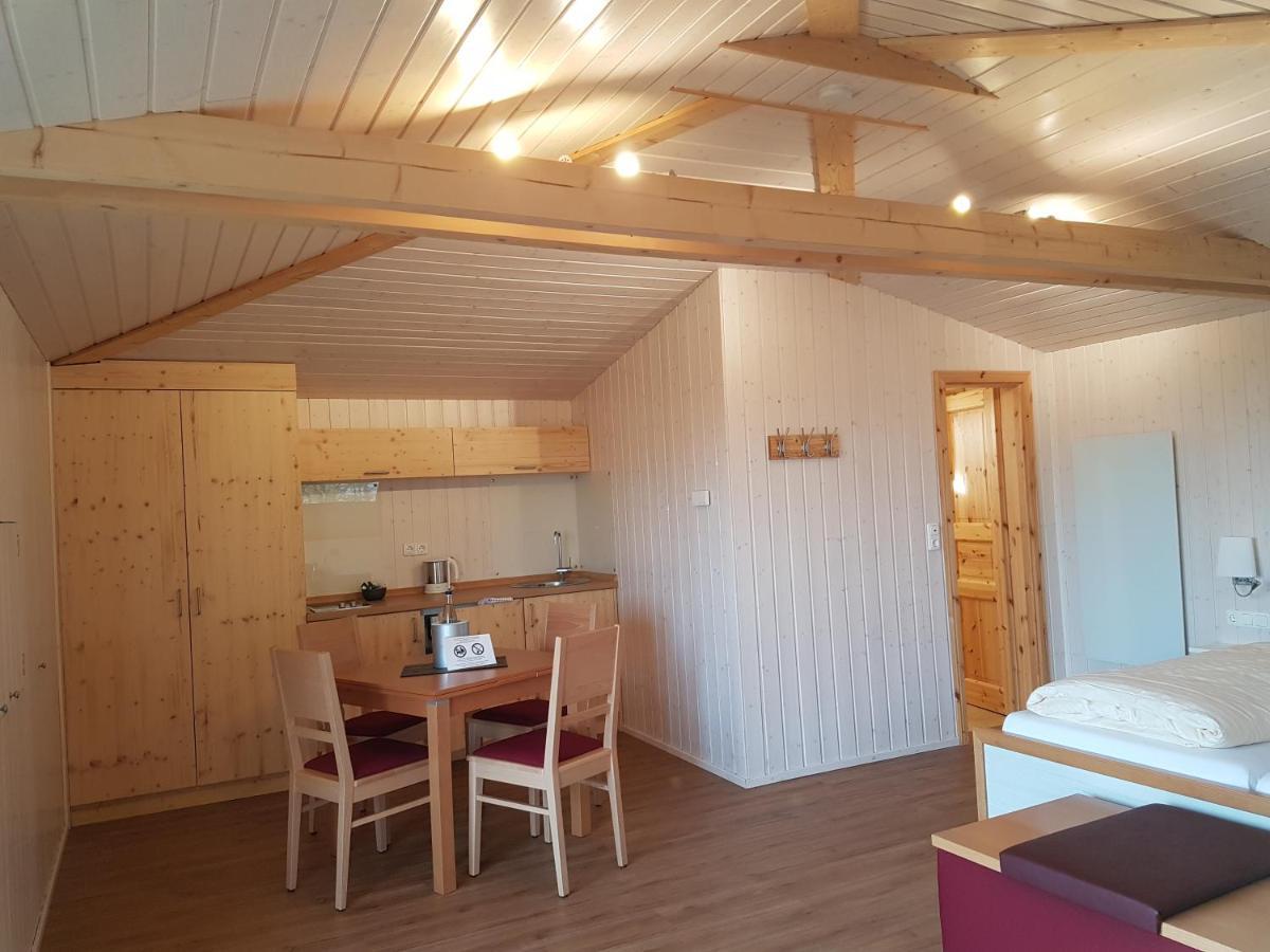 Hotel Waldquelle - Baumhaushotel Aerzen ภายนอก รูปภาพ