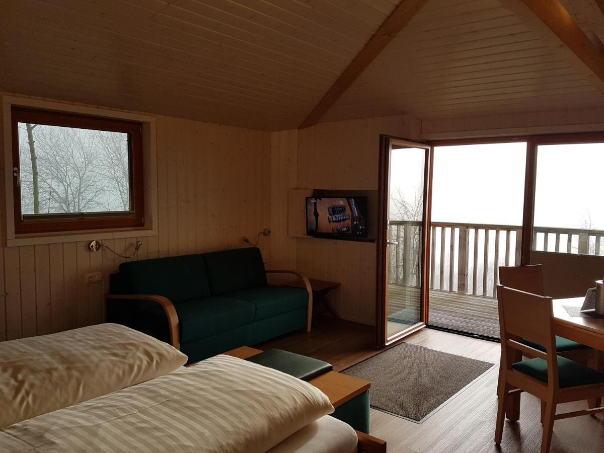 Hotel Waldquelle - Baumhaushotel Aerzen ภายนอก รูปภาพ